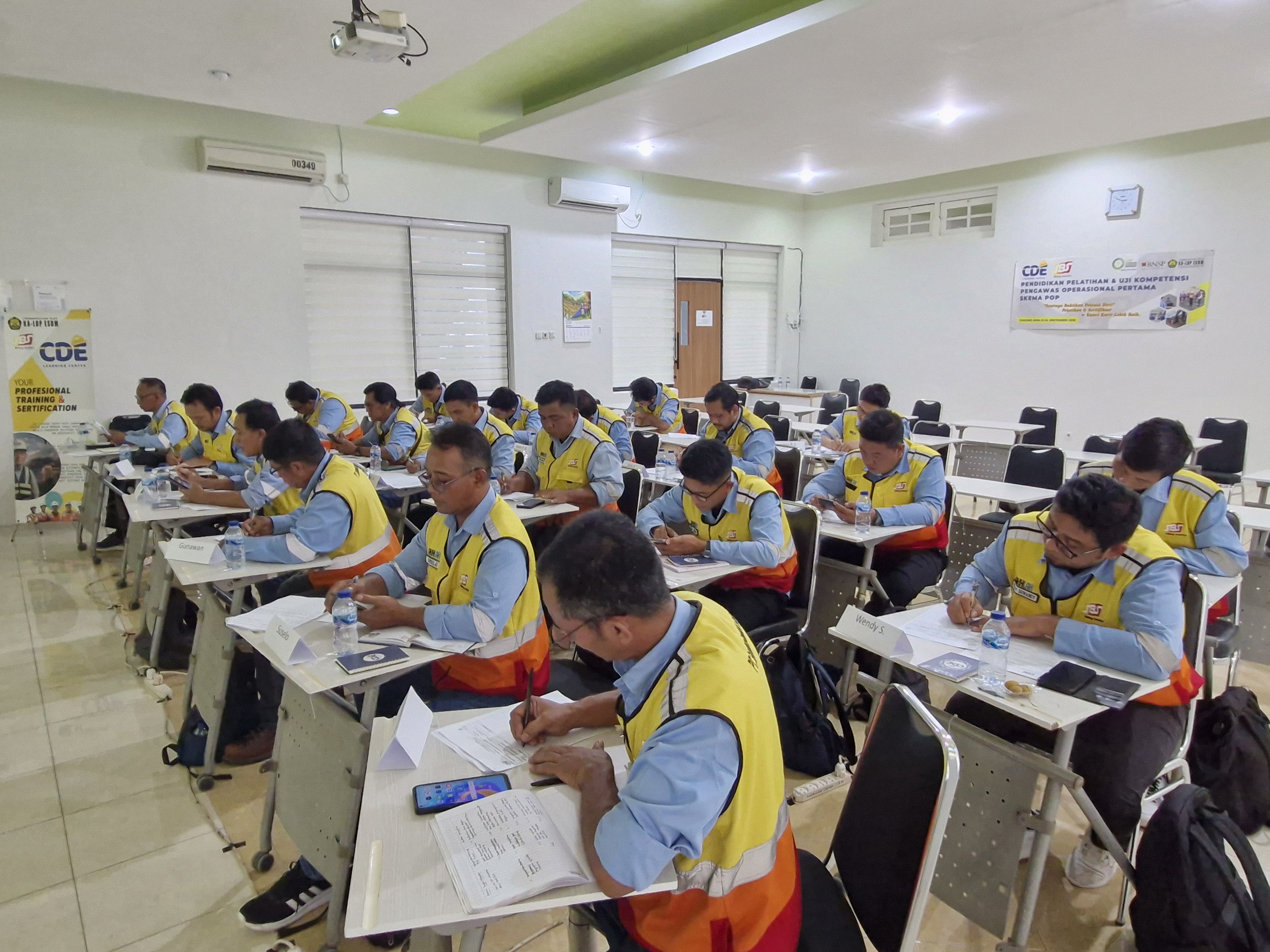 Dokumentasi Pelatihan CDE